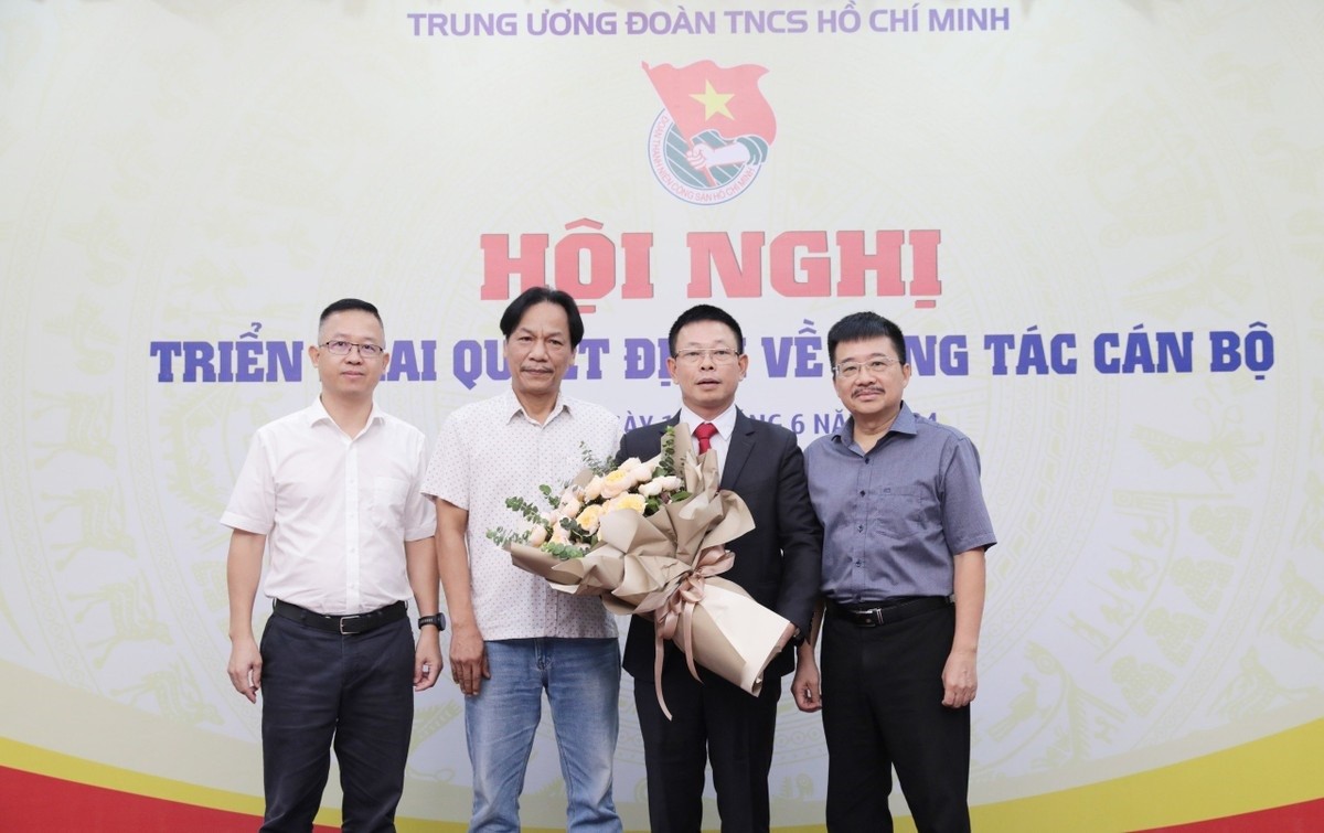 Tiêu điểm - Trung ương Đoàn bổ nhiệm nhà báo Phùng Công Sưởng làm Tổng Biên tập Báo Tiền Phong (Hình 5).