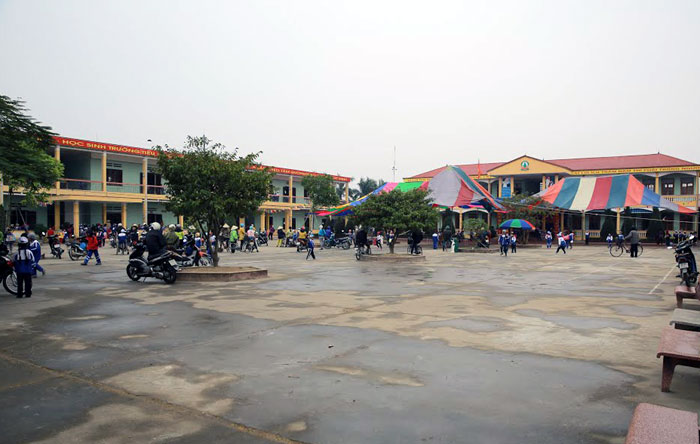 An ninh - Hình sự - TTCP yêu cầu không “thu phí” với những học sinh trái tuyến