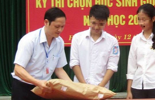 Góc nhìn luật gia - Vụ sửa điểm ở Hà Giang: Người đưa chìa khoá phòng cho Vũ Trọng Lương có là đồng phạm? (Hình 2).