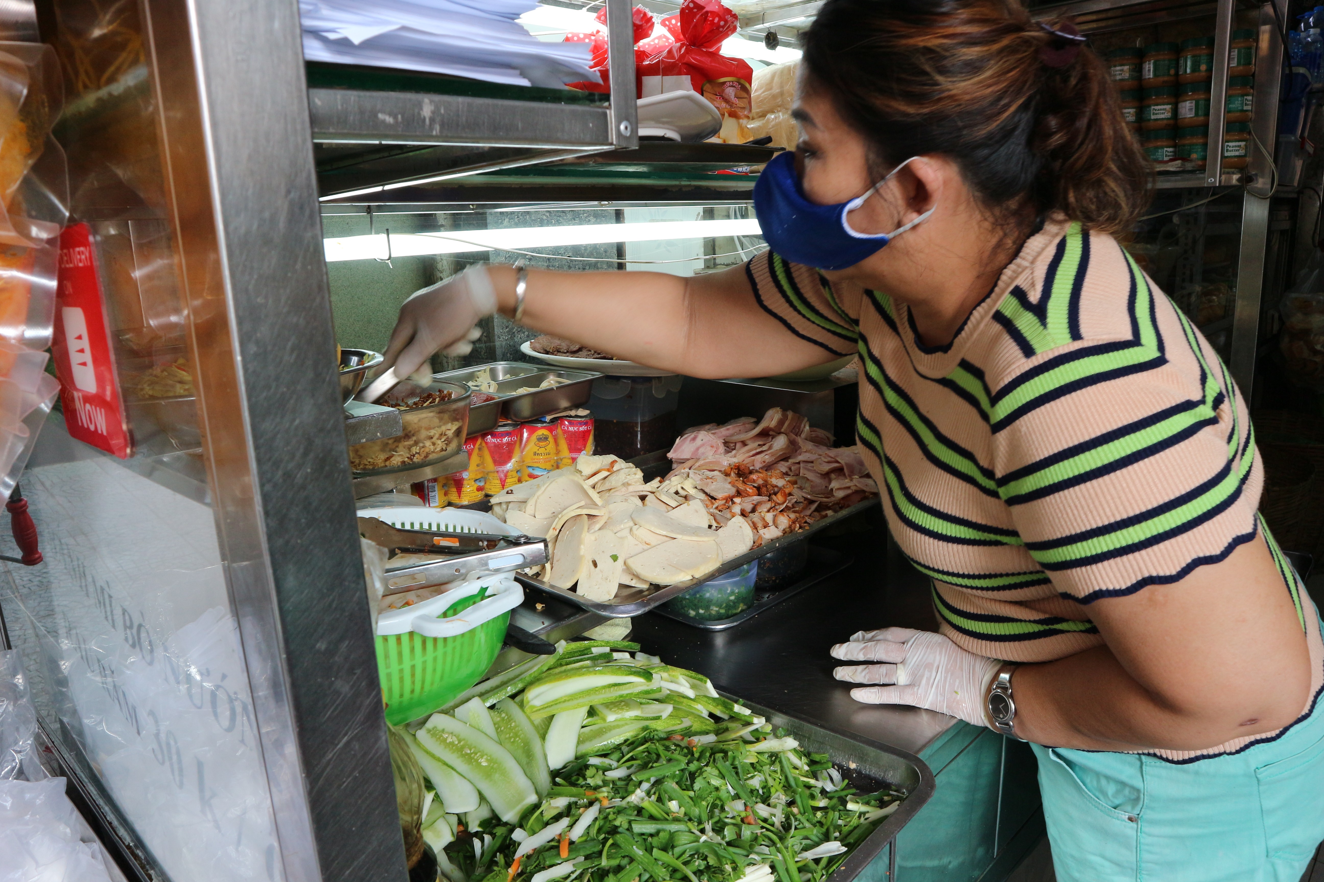 Văn hoá - Chùm ảnh: 'Tôi yêu bánh mì Sài Gòn' (Hình 6).