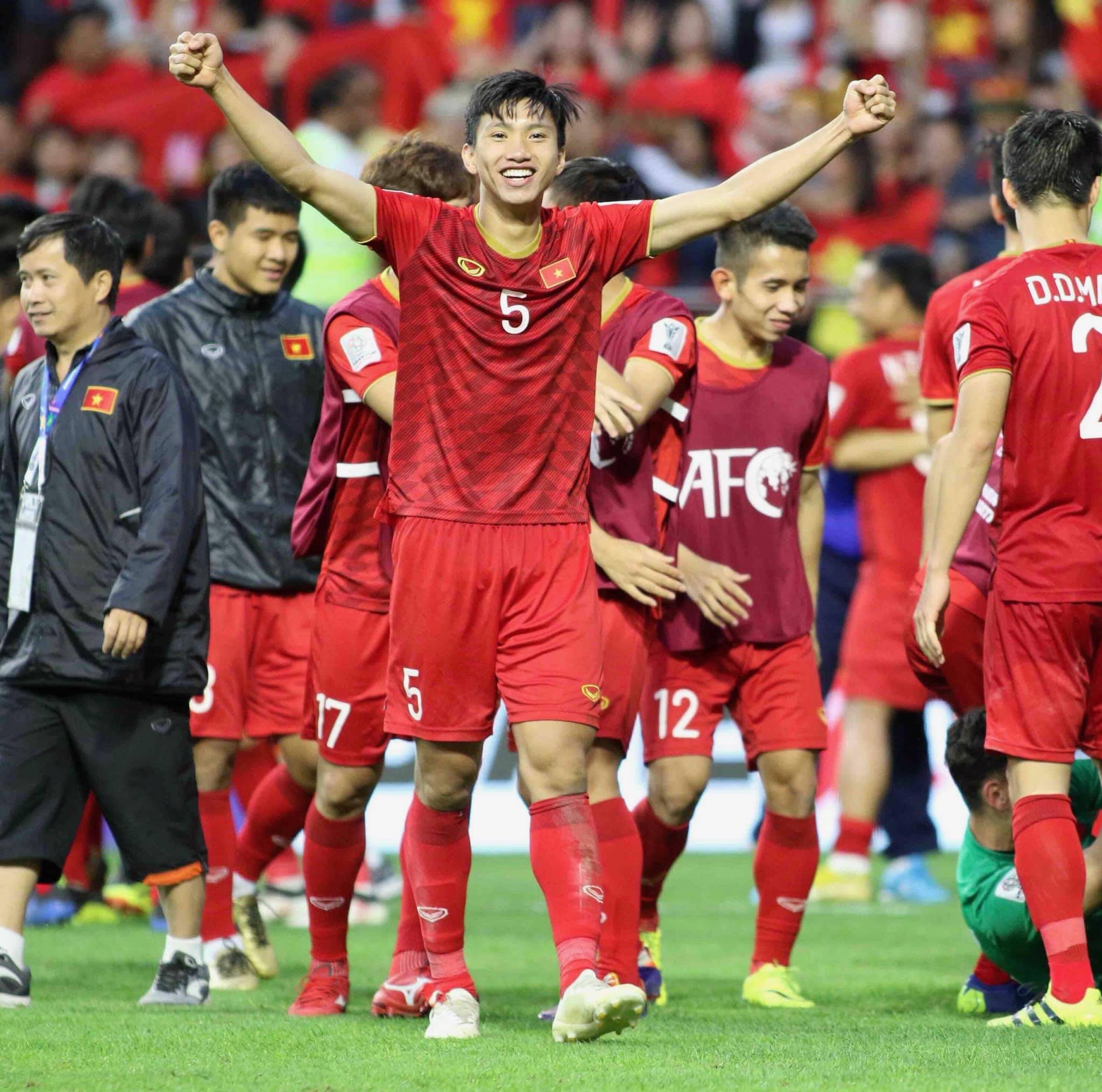 Thể thao - Asian Cup 2019: Quang Hải, Văn Hậu lọt top 5 cầu thủ trẻ hay nhất 