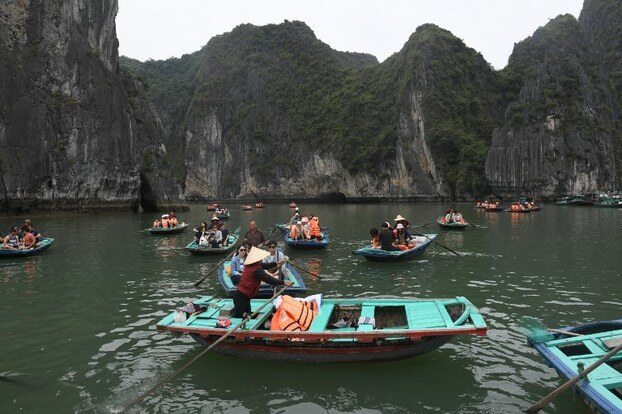 Tin nhanh - Lật thuyền trên vịnh Hạ Long, một du khách nước ngoài tử vong ngày mùng 1 Tết