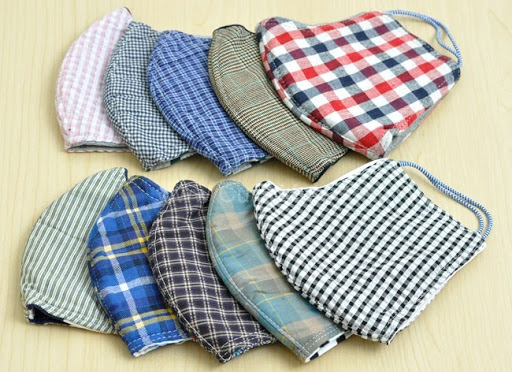 Sức khỏe - Khẩu trang y tế tăng gi&aacute;, d&ugrave;ng khẩu trang vải c&oacute; t&aacute;c dụng ph&ograve;ng chống virus corona kh&ocirc;ng?