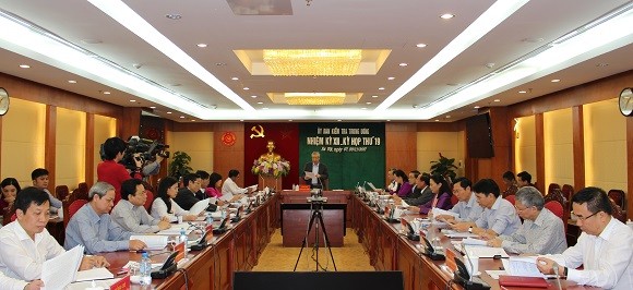 Chính trị - Ủy ban Kiểm tra Trung ương kỷ luật nhiều cán bộ, lãnh đạo