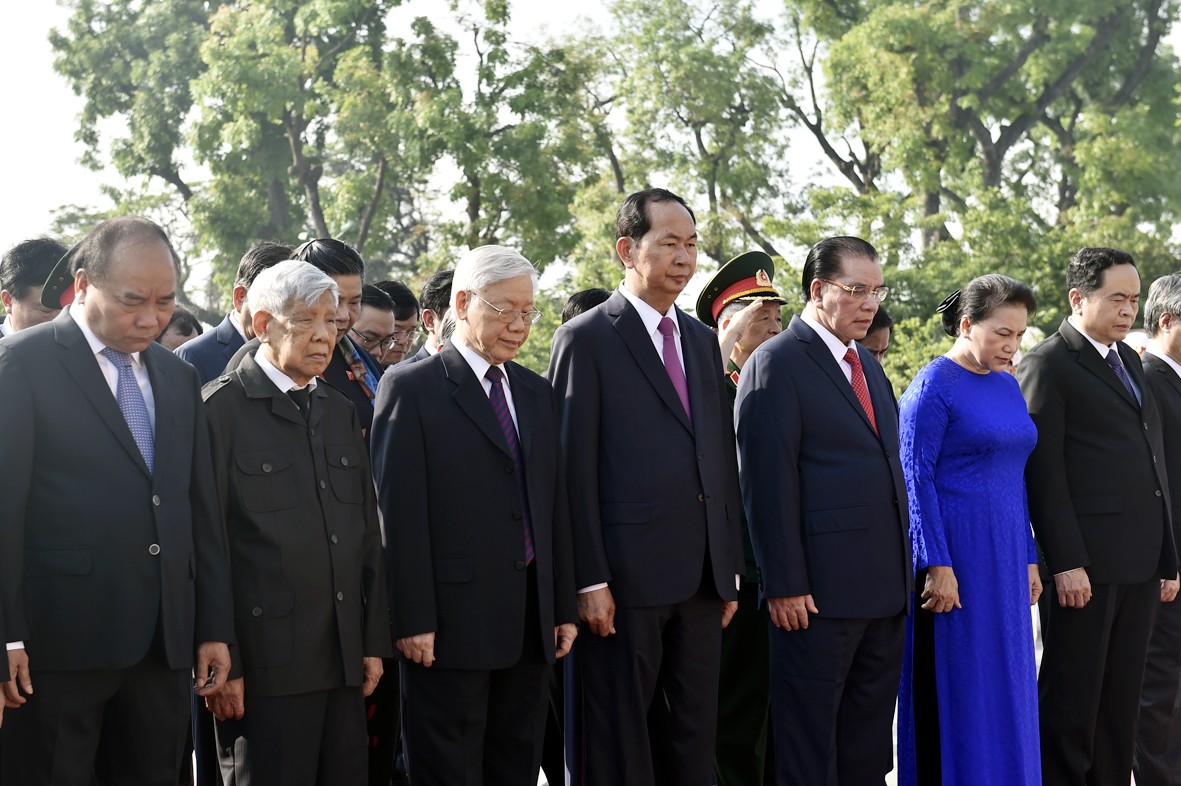 Lãnh đạo Đảng, Nhà nước vào Lăng viếng Chủ tịch Hồ Chí Minh (Hình 2).