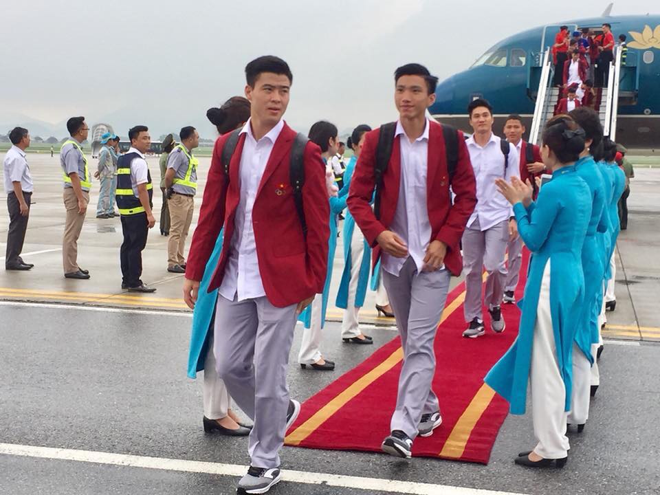 Tin nhanh - Trực tiếp lễ đón đoàn Olympic Việt Nam về nước sau ASIAD 2018 (Hình 22).