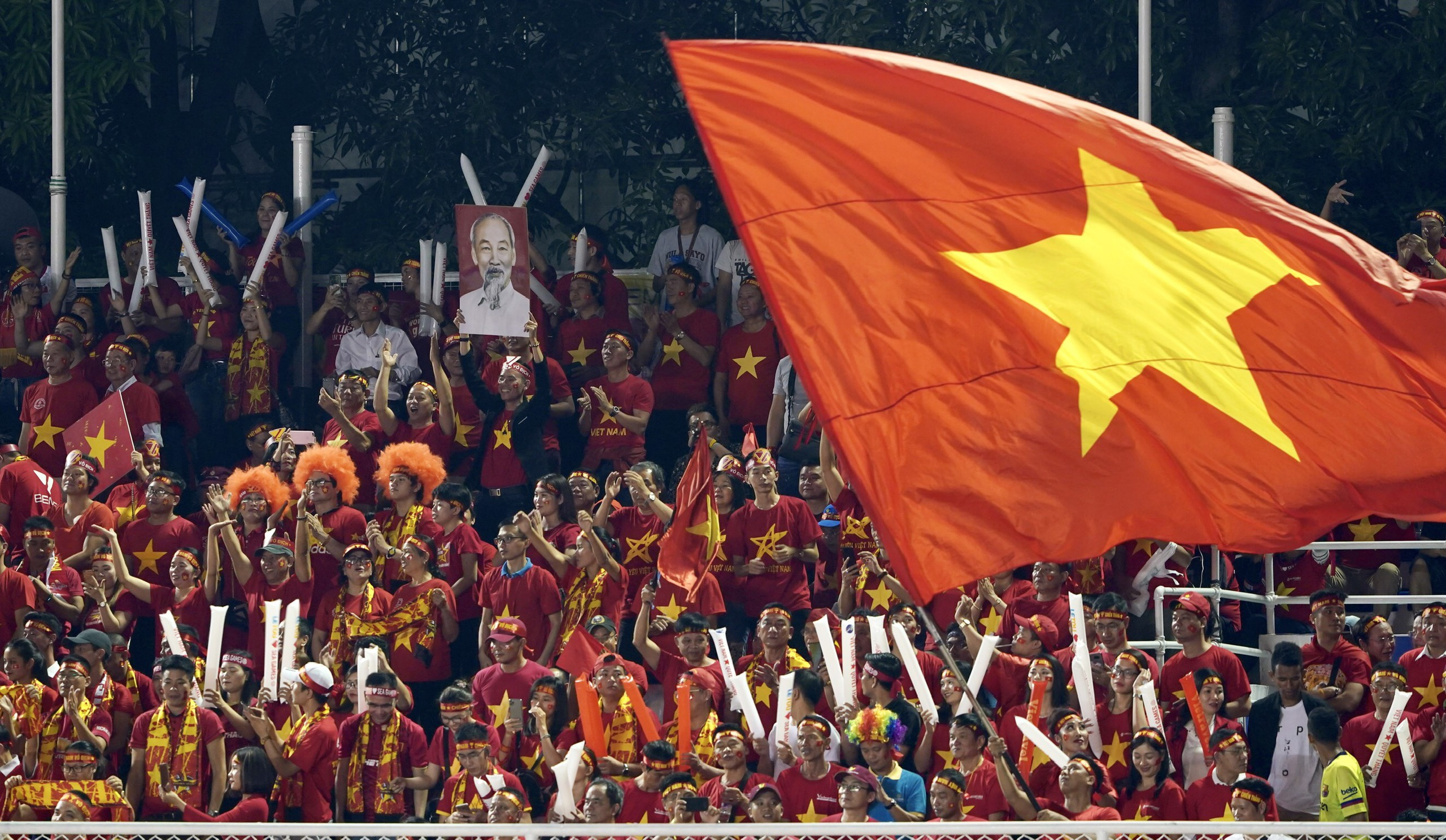 Thể thao - Trực tiếp bóng đá SEA Games 30 Việt Nam vs Indonesia: Hùng Dũng , Văn Hậu đá như siêu sao tầm cỡ  hạ  gục Indonesia (Hình 10).