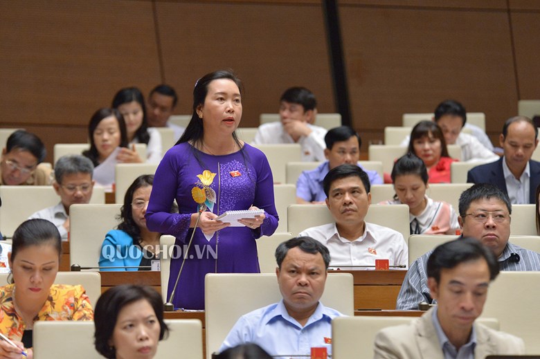 Chính trị - 'Dân phải ra tận quán nhậu tìm Chủ tịch tỉnh'