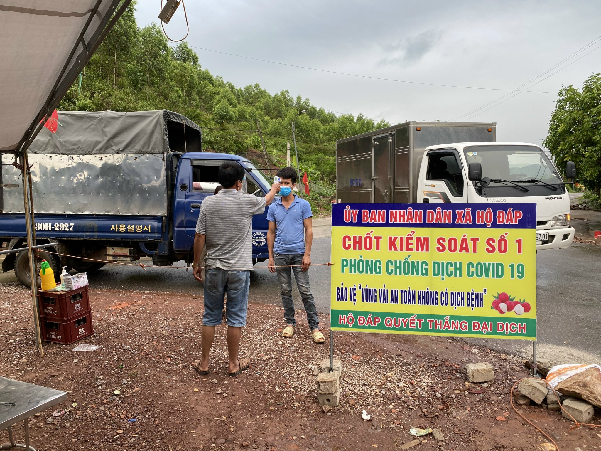 Bĩnh tĩnh sống - Cần nhân rộng mô hình tổ Covid cộng đồng ở tỉnh Bắc Giang (Hình 2).