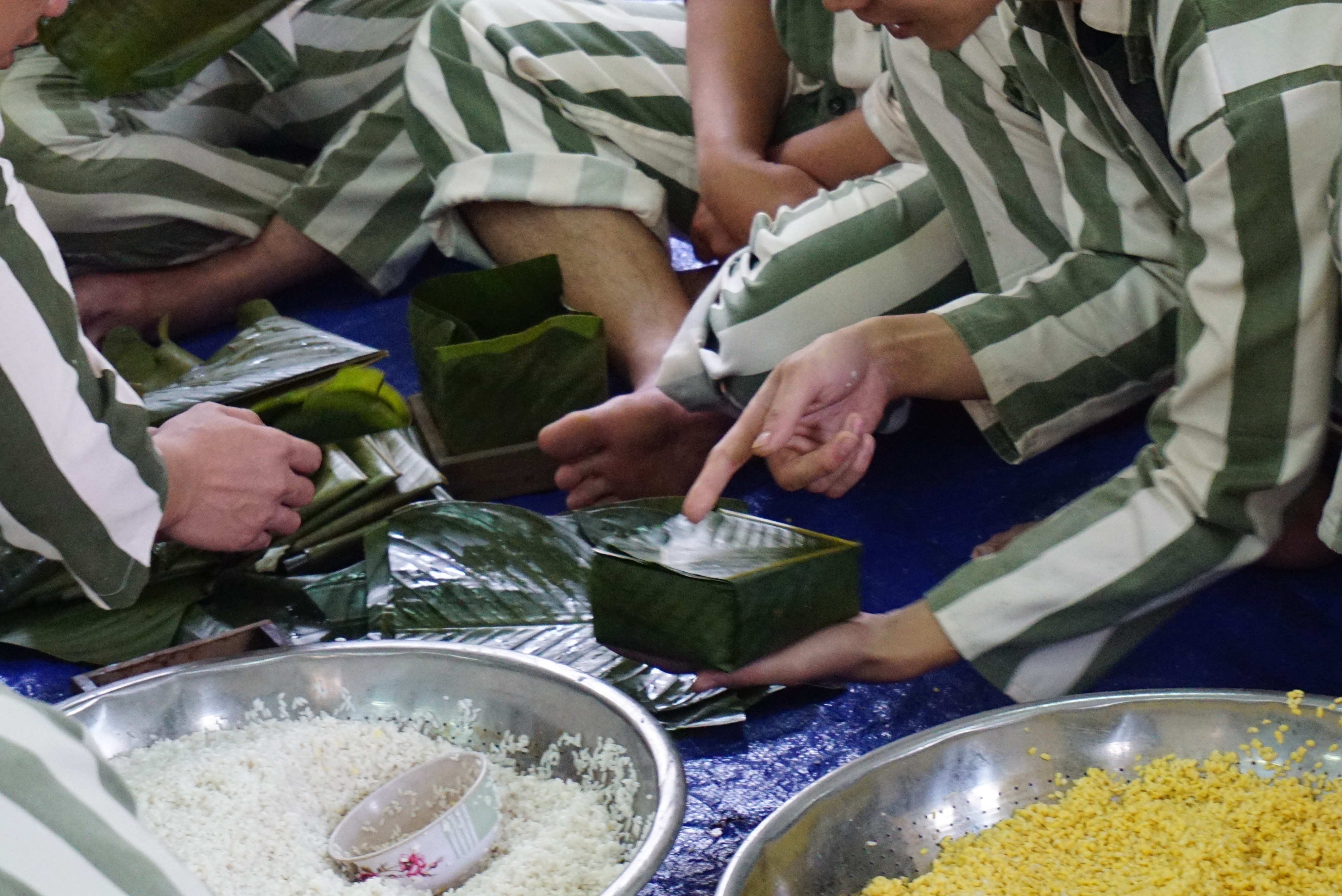 Tin nhanh - Phạm nh&acirc;n khao kh&aacute;t đo&agrave;n tụ với gia đ&igrave;nh trong dịp Tết cổ truyền (H&igrave;nh 3).