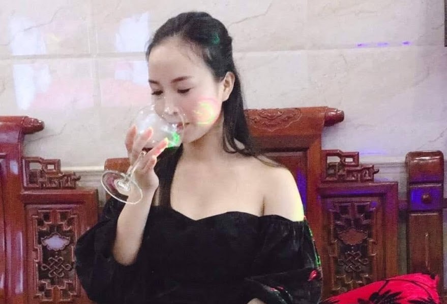 An ninh - Hình sự - Bắt giữ hotgirl điều hành đường dây đánh bạc 126 tỷ đồng bằng hình thức ghi lô đề 