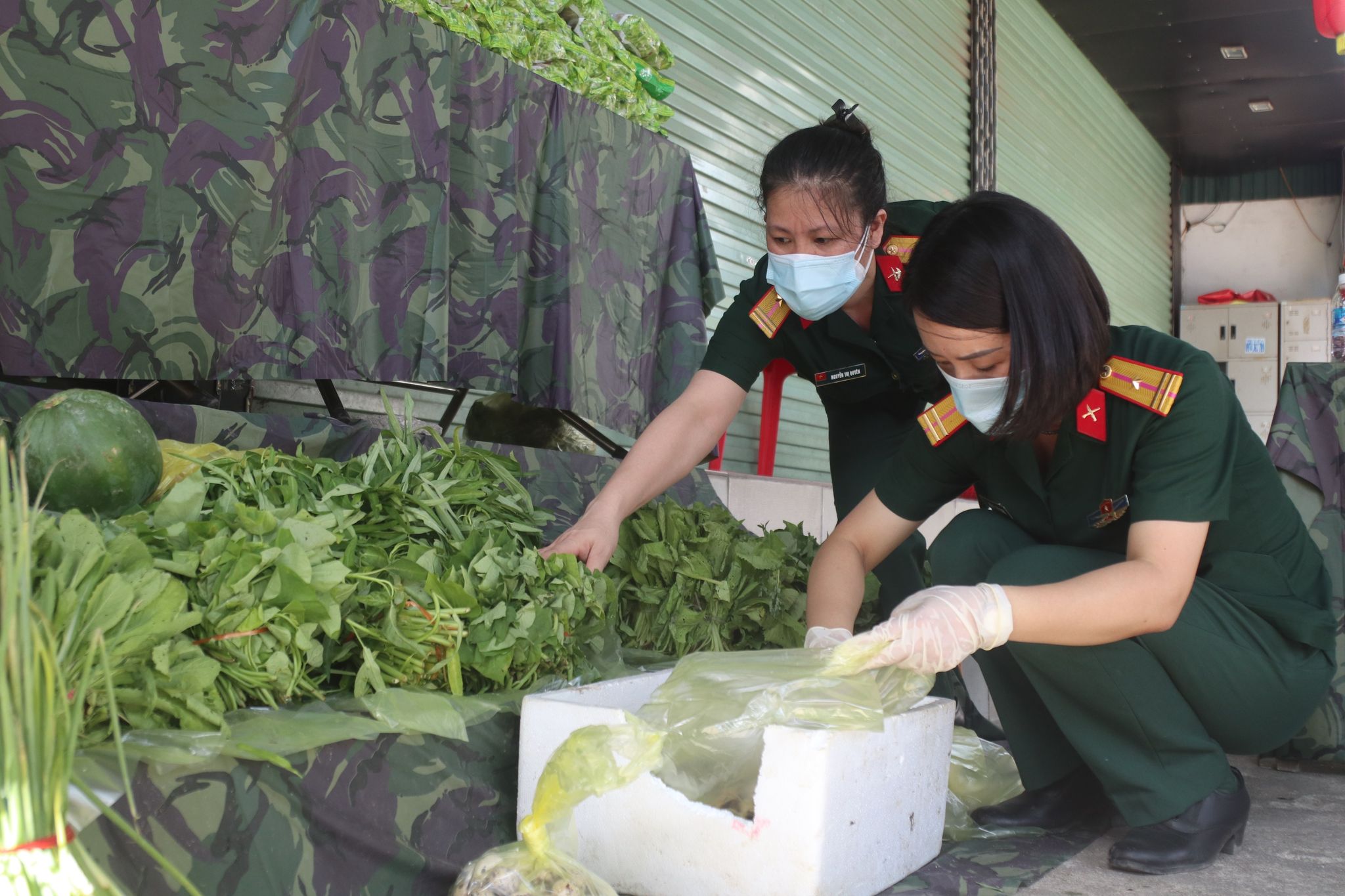 Dân sinh - Tp.Vinh hướng dẫn người dân mua lương thực trong những ngày tới