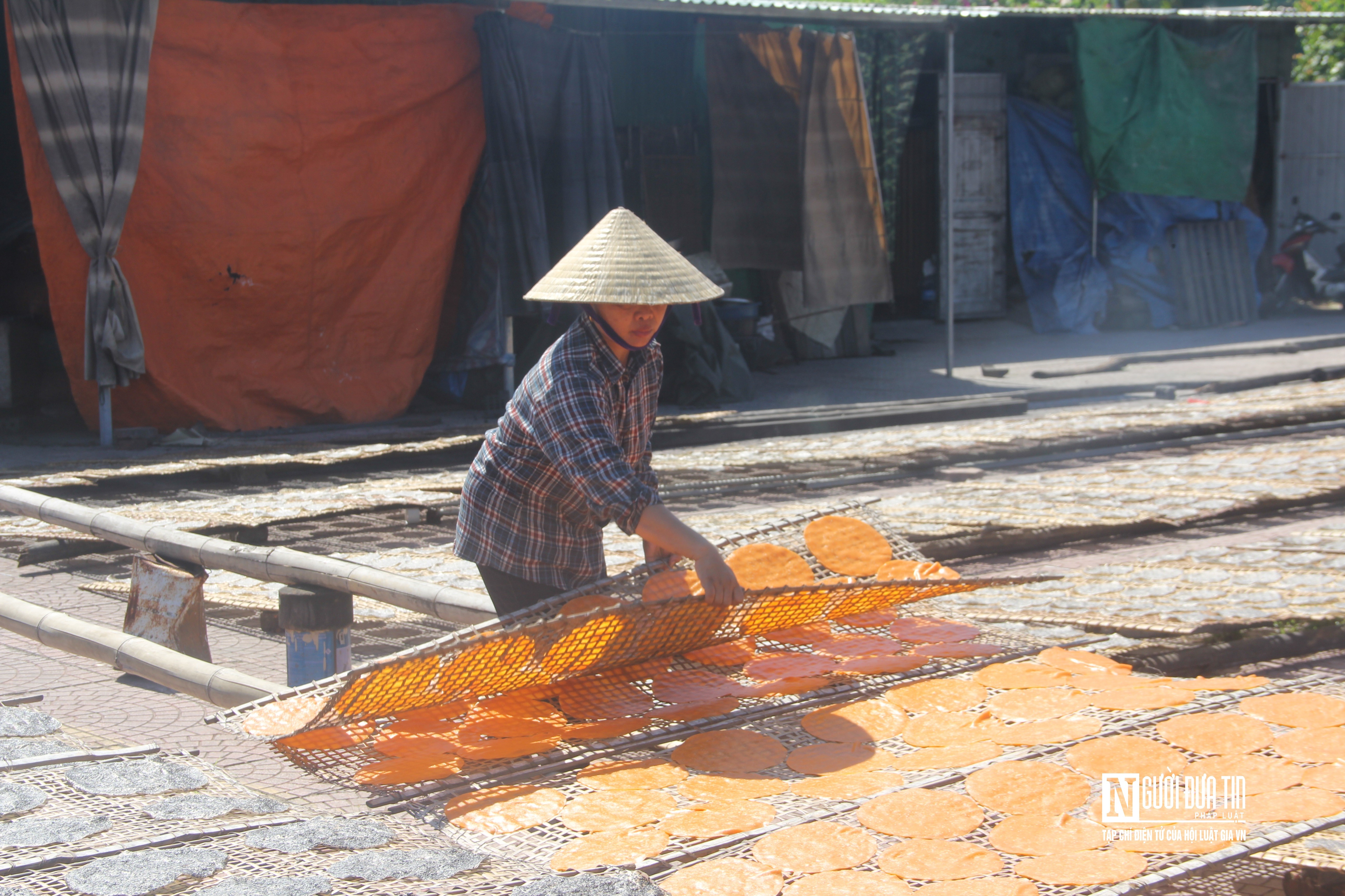 Dân sinh - Độc đáo bánh đa nhiều sắc màu được khách trong và ngoài nước ưa chuộng (Hình 7).