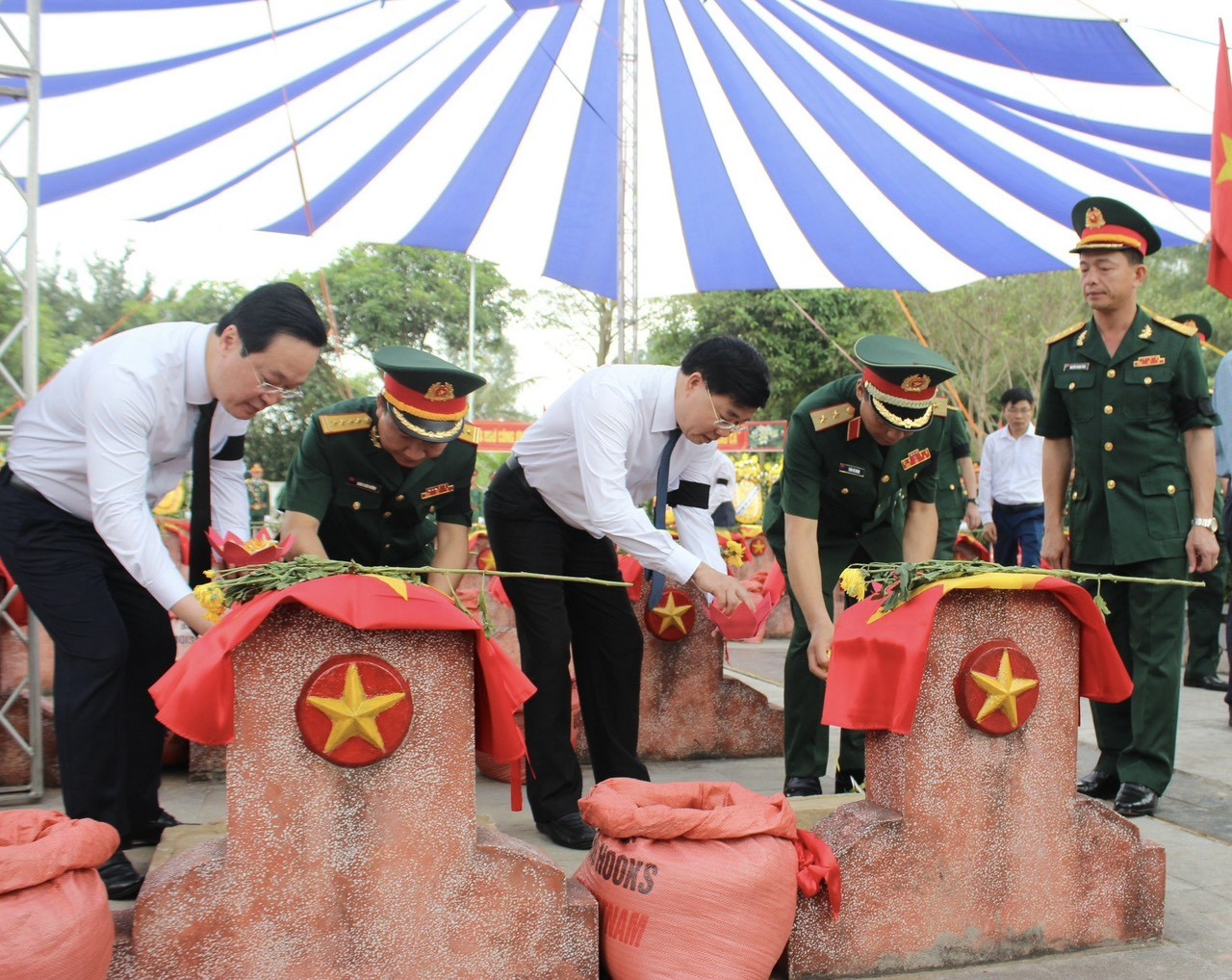 Sự kiện - Nghệ An: Truy điệu, an táng 87 hài cốt liệt sĩ hy sinh tại Lào (Hình 3).