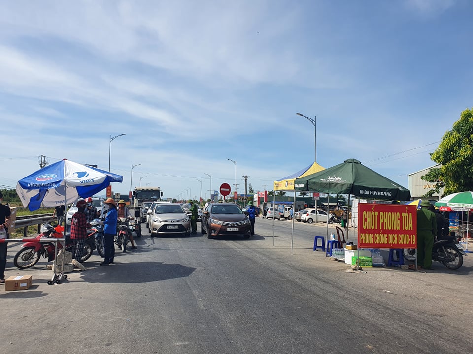 Sự kiện - Người dân Nghệ An ra vào TP.Vinh không phải xét nghiệm COVID-19