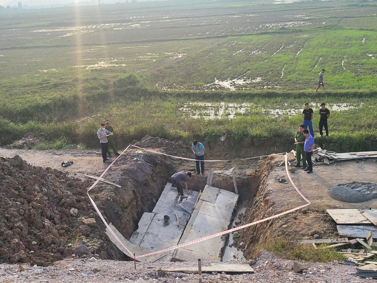 Dân sinh - Hé lộ nguyên nhân vụ sập tấm bê tông cống khiến 2 công nhân tử vong