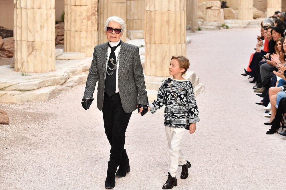 Giải trí - Huyền thoại Chanel - Karl Lagerfeld và những câu chuyện thú vị (Hình 8).