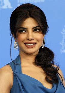 Giải trí - Hoa hậu Thế giới Priyanka Chopra  muốn bước chân vào chính trường