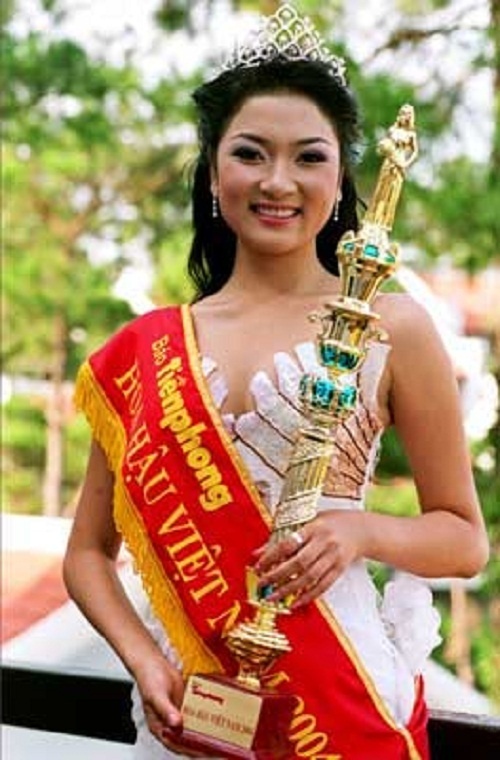 Giải trí - Nhan sắc Hoa hậu Việt thay đổi ra sao trong 15 năm qua?