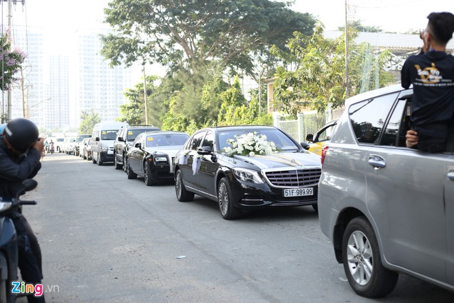 Giải trí - Cận cảnh đám cưới của Bảo Thy và dàn xe Rolls-Royce, Maybach (Hình 5).