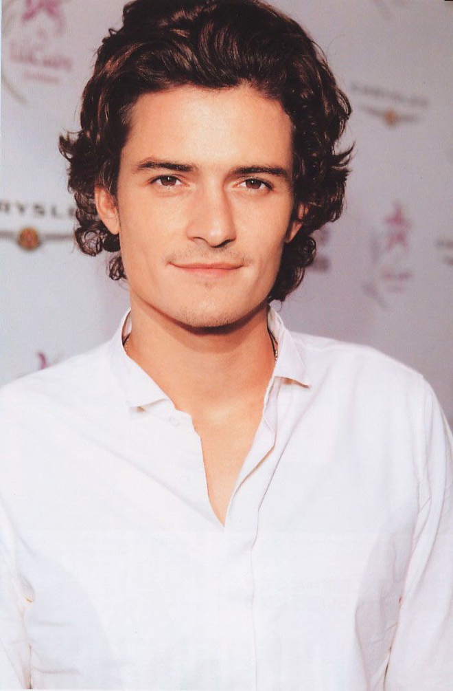 Giải trí -  Vẻ đẹp lãng tử đa tình thời trẻ của Orlando Bloom (Hình 3).