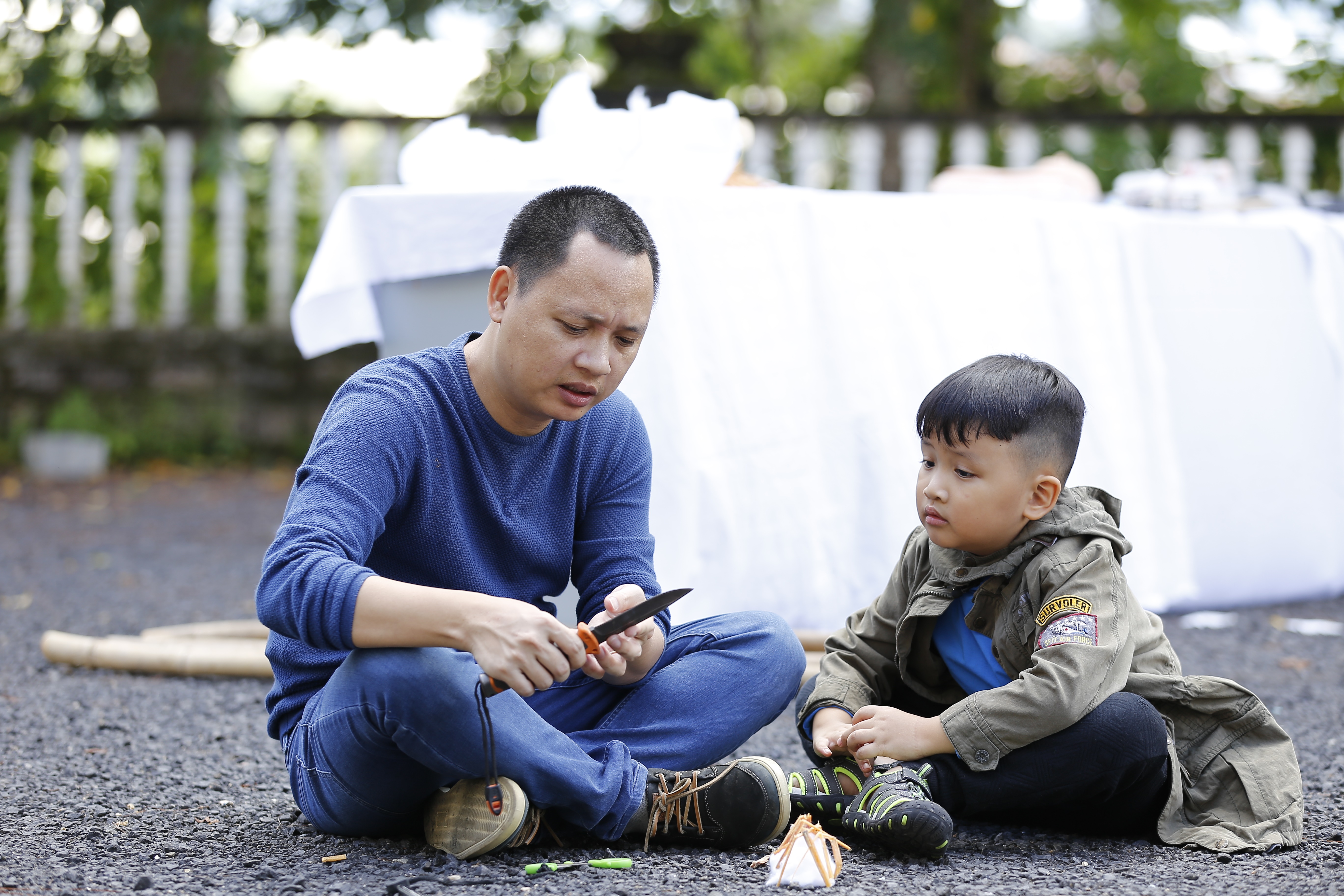 Giải trí - 'Bố ơi! Mình đi đâu thế?': Màn tỏ tình bá đạo của Chíp Sún  (Hình 2).