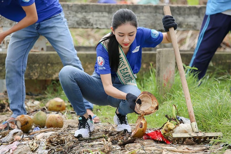 Đến với Miss Earth 2017, Hà Thu tự tin mang chiến dịch Mùa Hè Xanh 2017 giới thiệu với bạn bè quốc tế. Trong chiến dịch này, đại diện Việt Nam cùng các bạn sinh viên tự tay xuống đường dọn dẹp kênh rạch ô nhiễm, thu gom rác thải và tuyên truyền để người dân giữ vệ sinh môi trường sống.