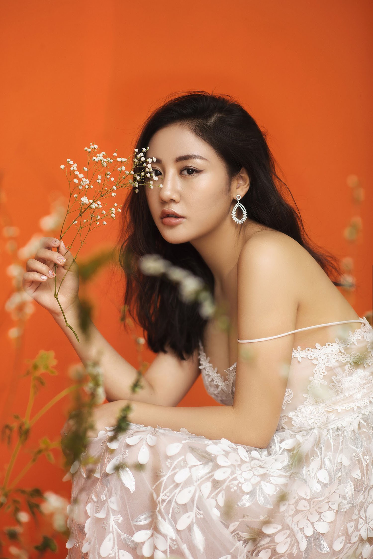 Văn Mai Hương tiết lộ kỷ niệm tình yêu vào 'Ngày thứ Tư của tháng Ba' (Hình 4).