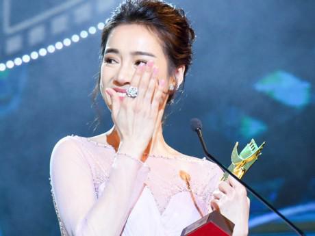 Nh&atilde; Phương n&eacute; tr&aacute;nh n&oacute;i về Trường Giang, phủ nhận hẹn h&ograve; Nhan Ph&uacute;c Vinh