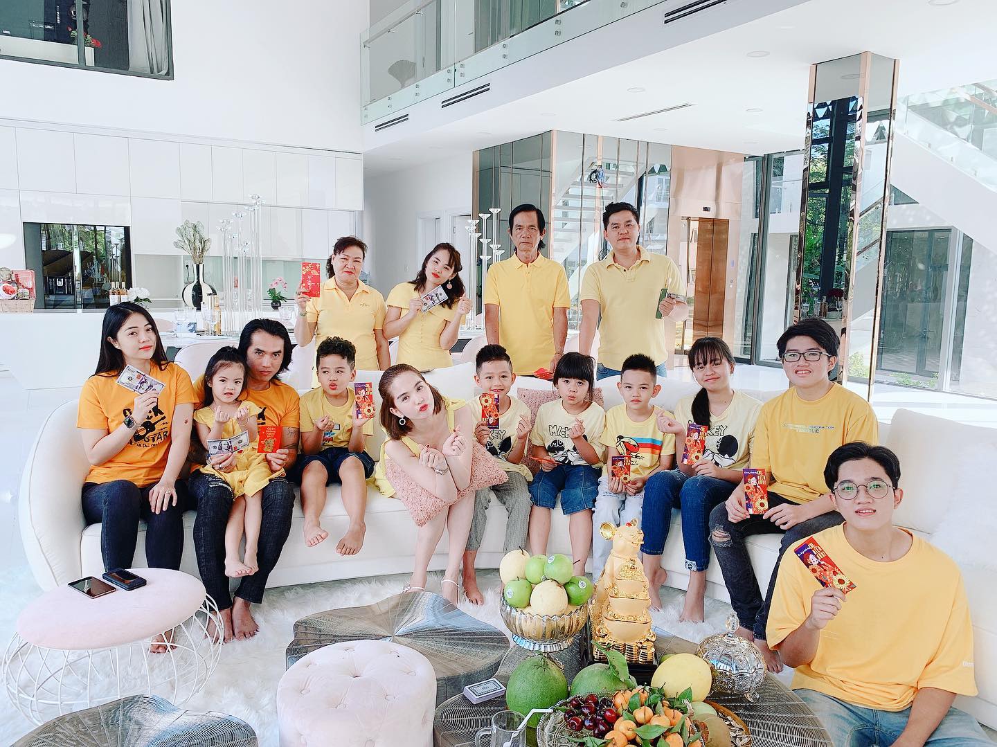 Ngôi sao - Choáng ngợp biệt thự “siêu to khổng lồ” triệu đô của Ngọc Trinh (Hình 7).