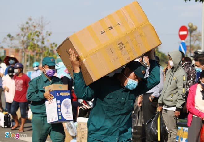 Ngôi sao - MC Trấn Thành: “Sẽ lên tận khu cách ly để tặng quà xứng đáng cho các tình nguyện viên” (Hình 2).