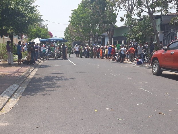 Một thanh niên bị bắn chết trước quán bida