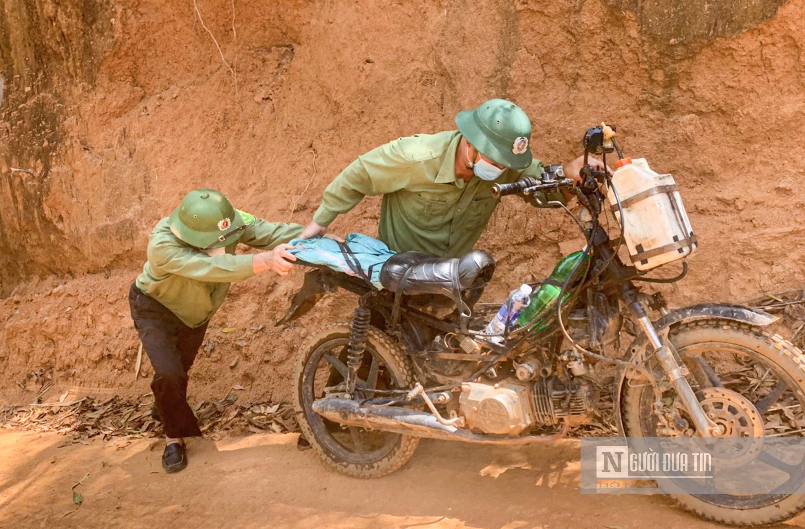 An ninh - Hình sự - Gian nan cuộc chiến bảo vệ rừng giữa vòng vây “lâm tặc”