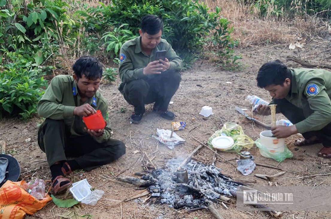 Môi trường - Hàng loạt nhân viên bảo vệ rừng nghỉ việc (Hình 2).