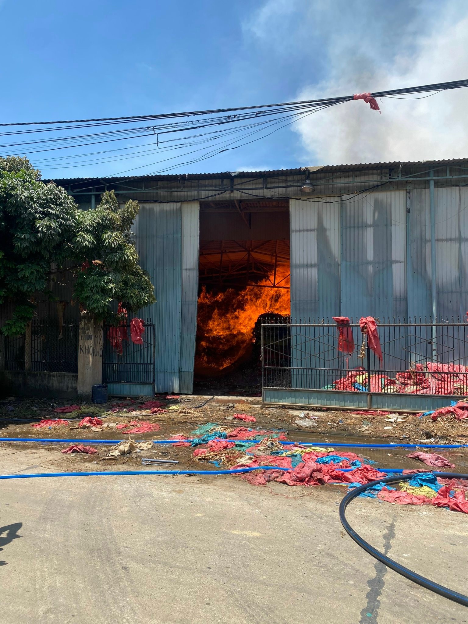 Dân sinh - Gia Lai: Cháy lớn kho nông sản ở huyện Phú Thiện