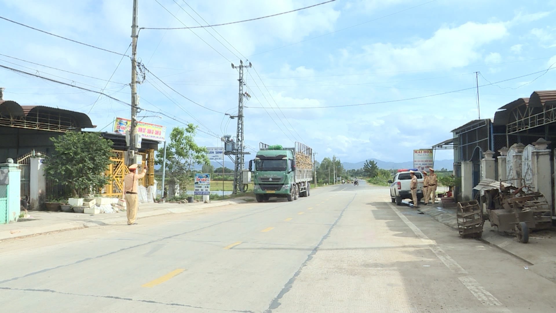 Dân sinh - Gia Lai: Kiểm soát chặt tải trọng xe chở mía  (Hình 2).