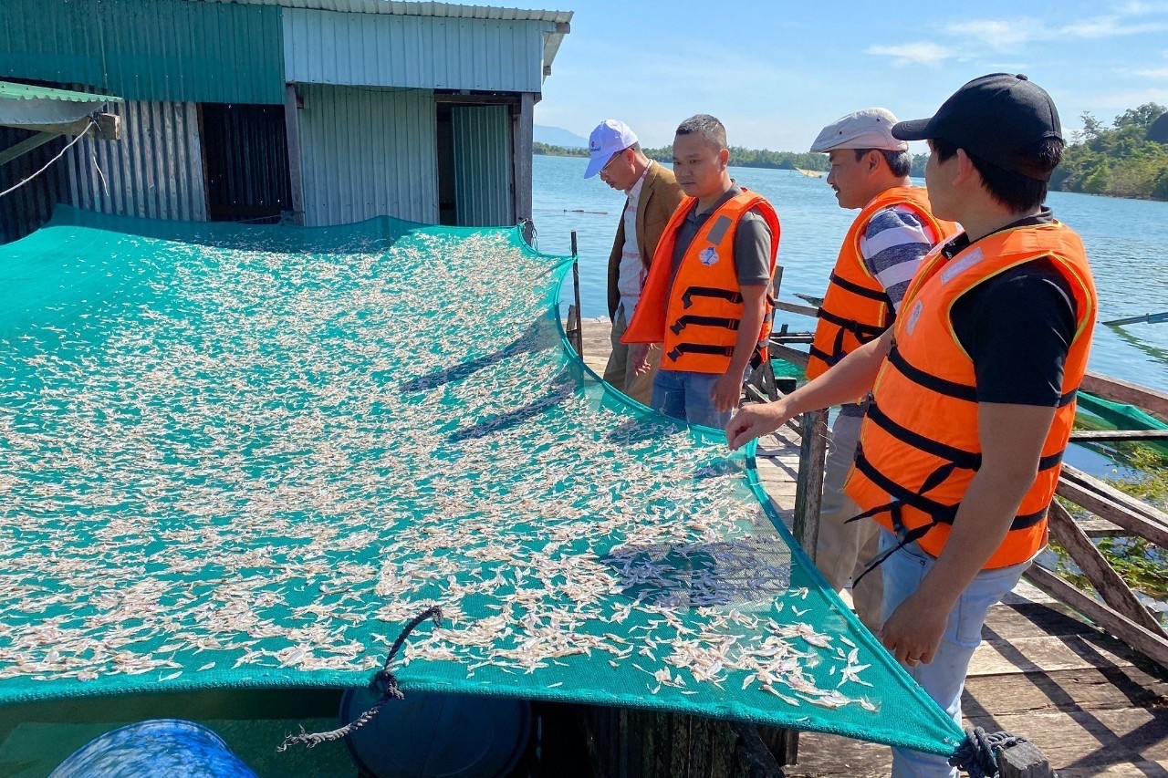 Dân sinh - Có một làng chài nơi miền biên viễn