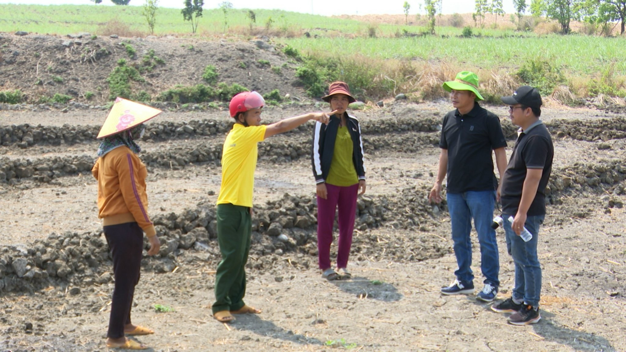 Môi trường - Gia Lai: Dân “kêu trời” vì trại heo gây ô nhiễm  (Hình 2).