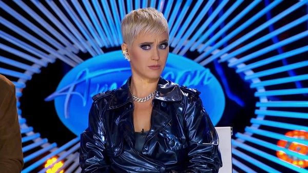 Giải trí - Clip: Cô gái Việt thử giọng tại American Idol khiến Paty Perry 'chết lặng'