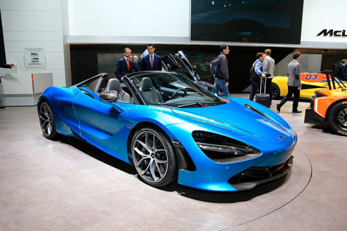 Giải trí - Chiêm ngưỡng siêu xe mui trần Mclaren 720S Spider giá gần triệu đô