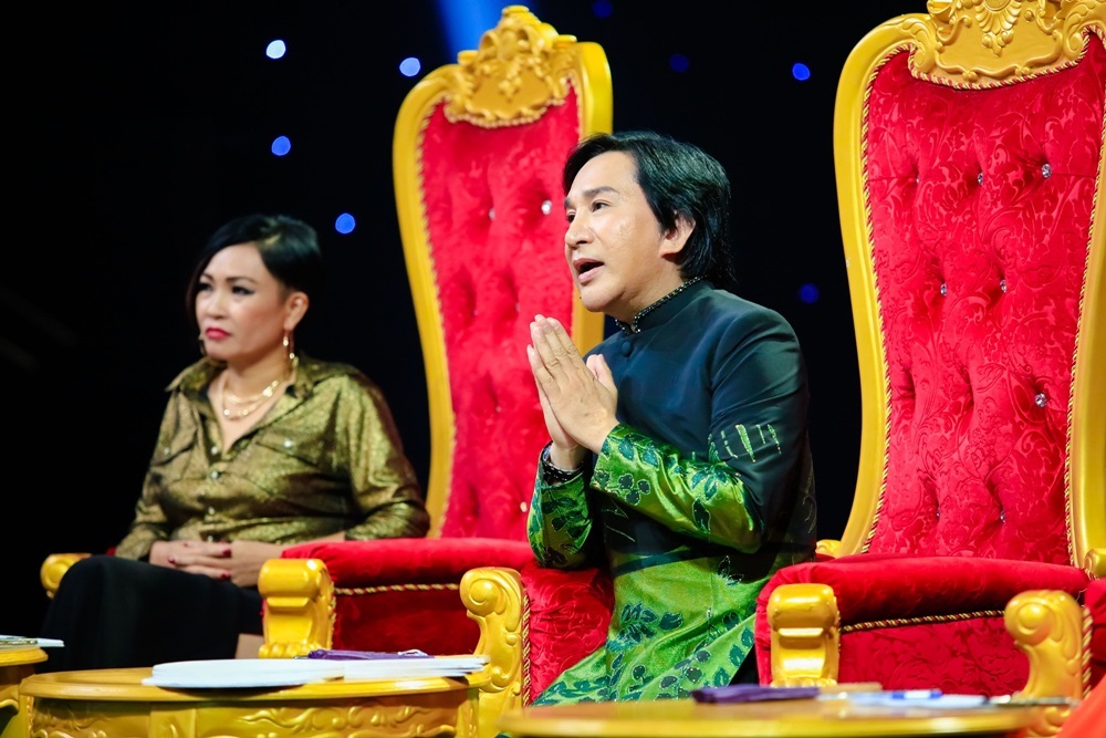 Giải trí - Clip: Tiết lộ gây sốc của Kim Tử Long trên show 'Sao nối ngôi'