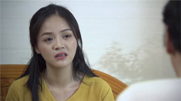 TV Show - Về nhà đi con tập 44: Thư dằn mặt thư ký của Vũ ngay lần đầu tới công ty (Hình 2).