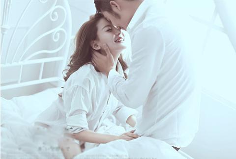 Đời phụ nữ chẳng bao lần xanh lại, mong đàn ông đủ nhẫn nại để yêu thương