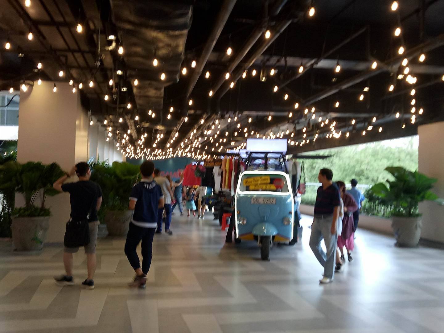 Bất động sản - Sau gần 20 năm hoang vắng, Thuận Kiều Plaza 'lột xác' như thế nào? (Hình 4).