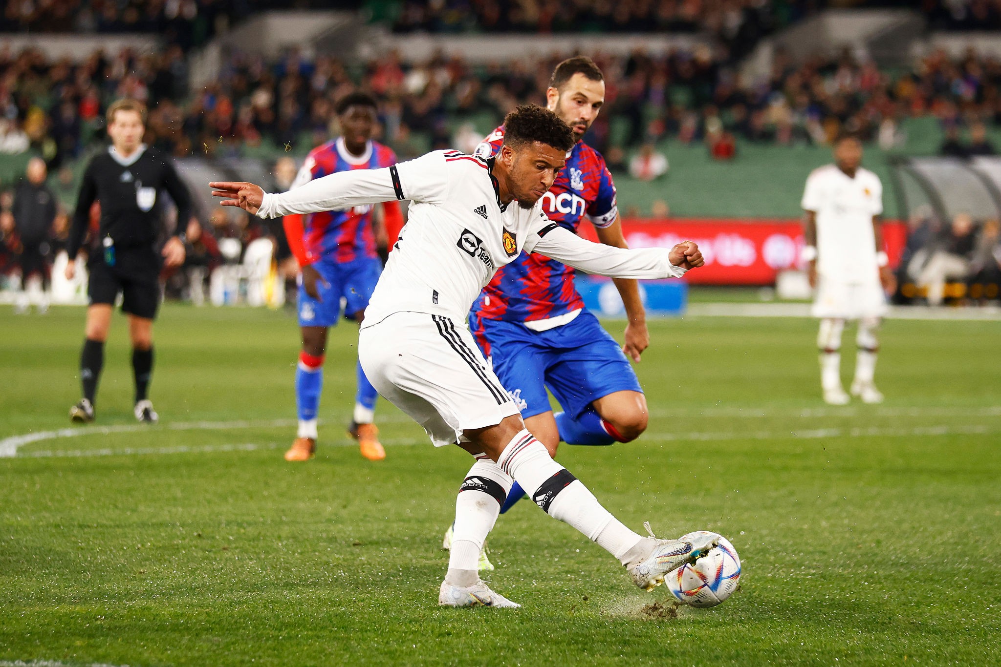 Bóng đá Anh - Song tấu Martial-Rashford giúp MU vùi dập Crystal Palace (Hình 3).