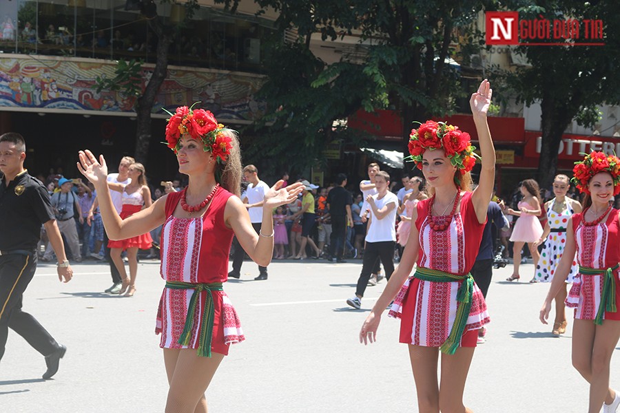 Văn hoá - Lễ hội Carnival: Ngẩn ngơ trước nhan sắc của các vũ công