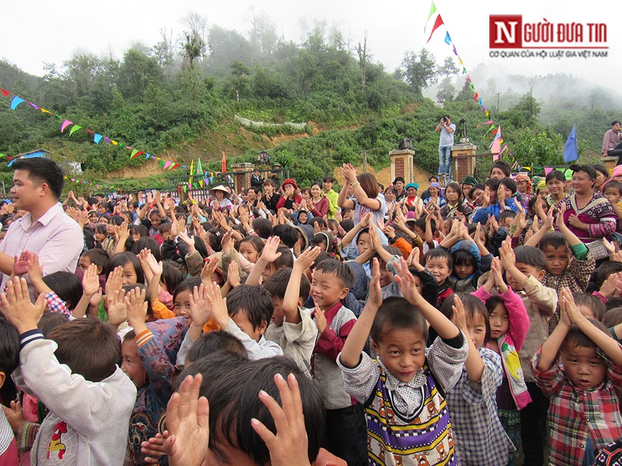 Gia đình - Ánh trăng chuyên chở yêu thương