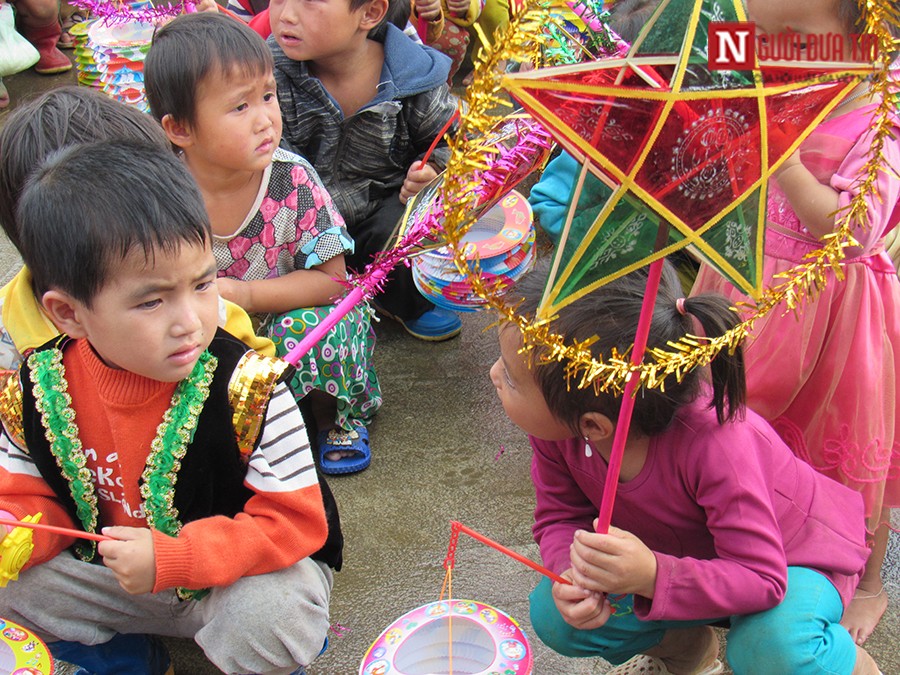 Gia đình - Ánh trăng chuyên chở yêu thương (Hình 3).