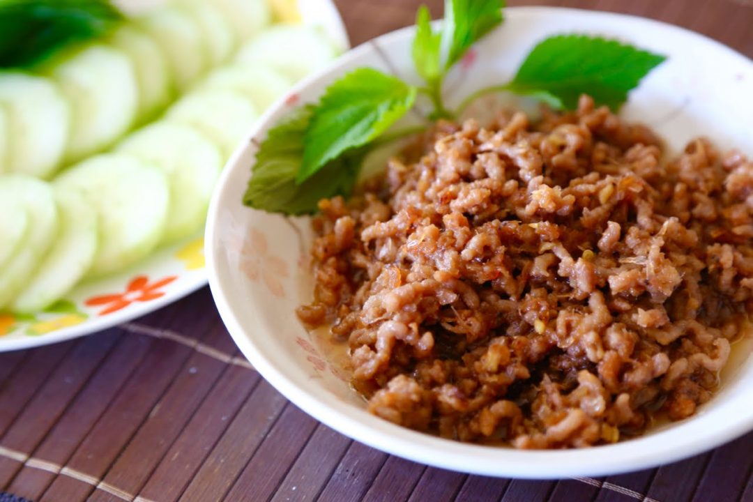 Gia đ&igrave;nh - M&oacute;n ngon mỗi ng&agrave;y: Thịt chưng mắm t&eacute;p đưa cơm ng&agrave;y se lạnh (H&igrave;nh 3).