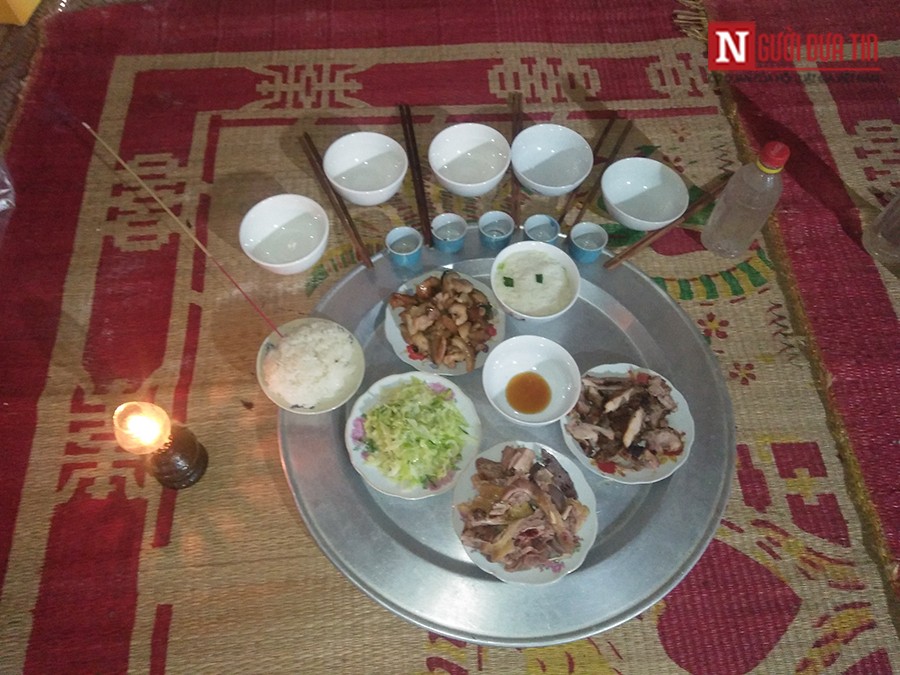 Văn ho&aacute; - M&acirc;m cơm h&oacute;a v&agrave;ng m&ugrave;ng 3 Tết độc đ&aacute;o của người T&agrave;y v&ugrave;ngT&acirc;y Bắc